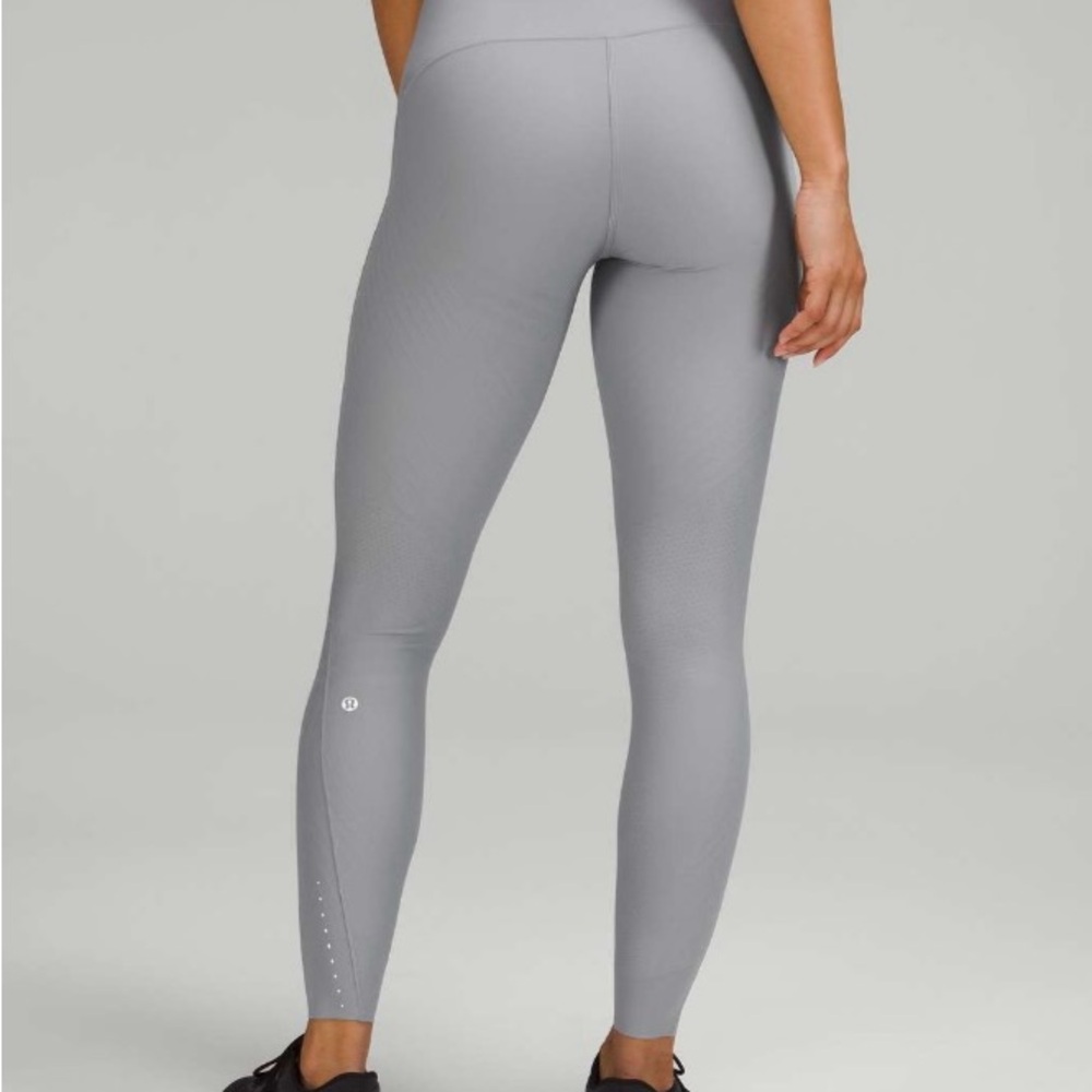 Lululemon SenseKnit High-Rise Running Tight 28"
Rhino Grey NWT
W5CZ2S - Picture 3 of 16